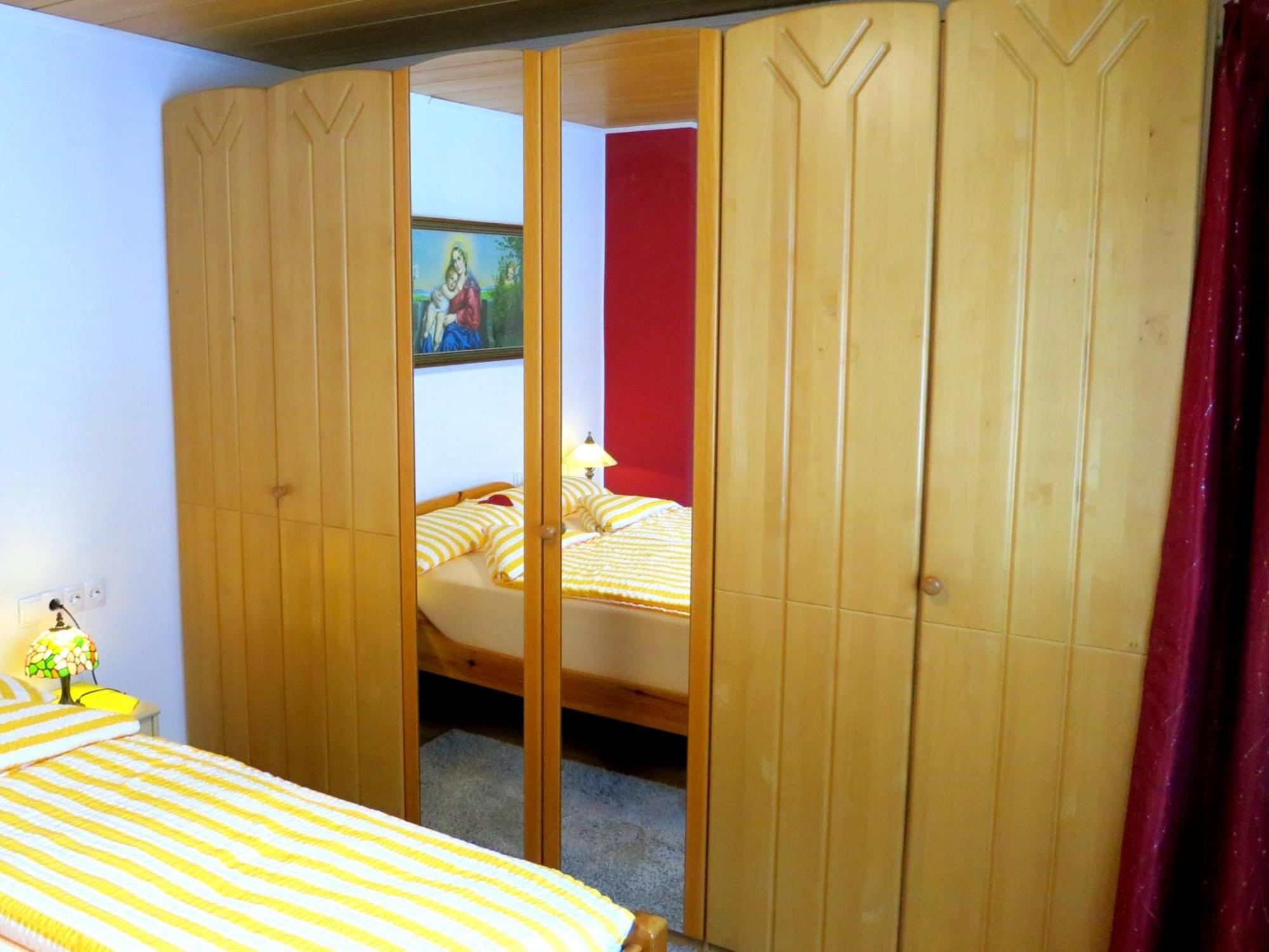 Ferienwohnung/Monteurwohnung Meiser Lambrecht  Kültér fotó