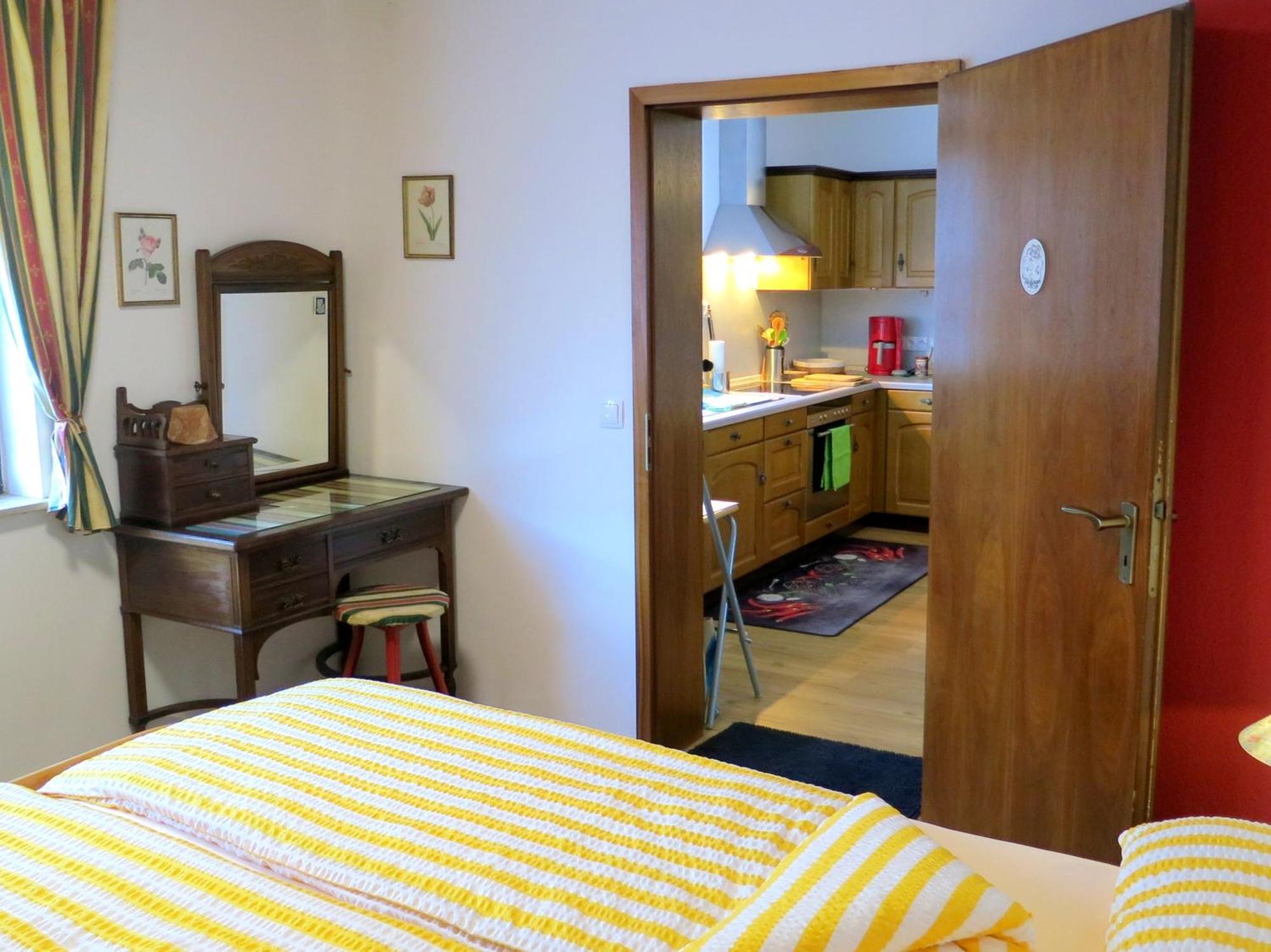Ferienwohnung/Monteurwohnung Meiser Lambrecht  Kültér fotó